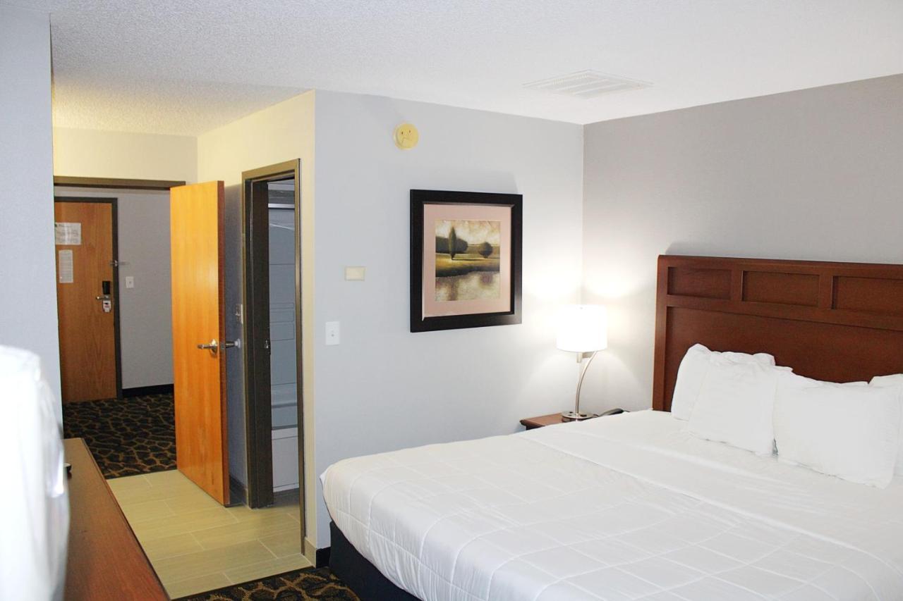 Greenlight Inn & Suites St James Saint James Buitenkant foto