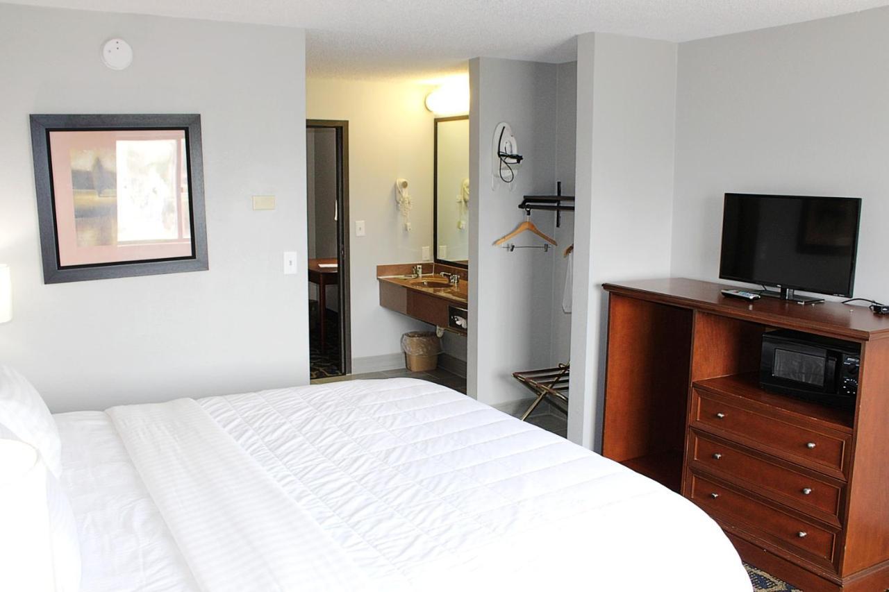 Greenlight Inn & Suites St James Saint James Buitenkant foto