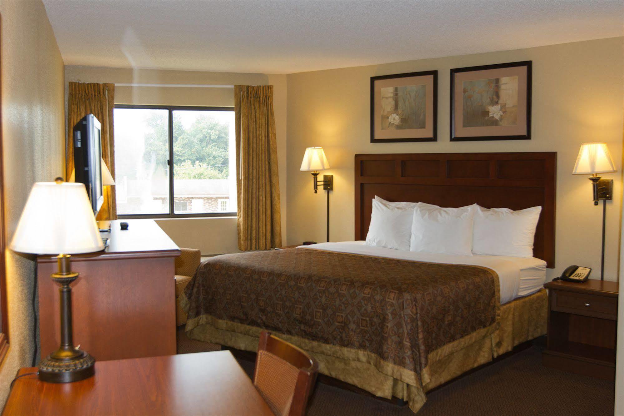 Greenlight Inn & Suites St James Saint James Buitenkant foto