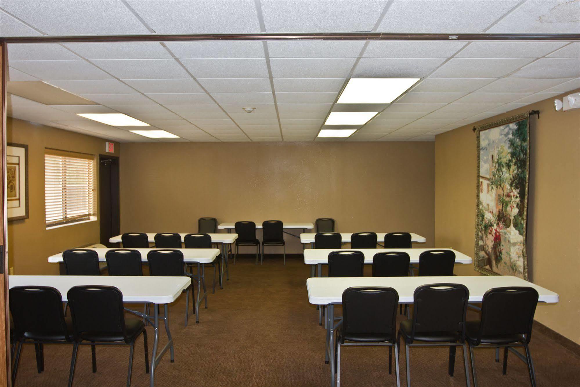 Greenlight Inn & Suites St James Saint James Buitenkant foto